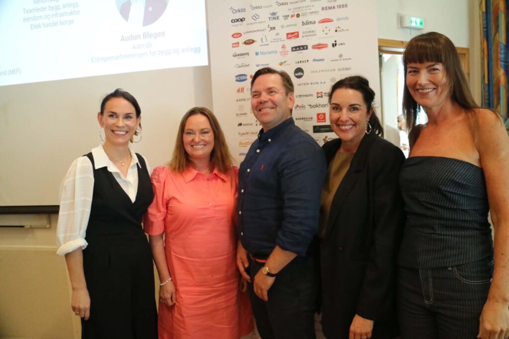 f.v: Silje Marie Rosenlund, Maria Oftedal, MEF, Audun Blegen, EBA, Statssekretær Siri Martinsen (Ap), Heidi Furustøl.